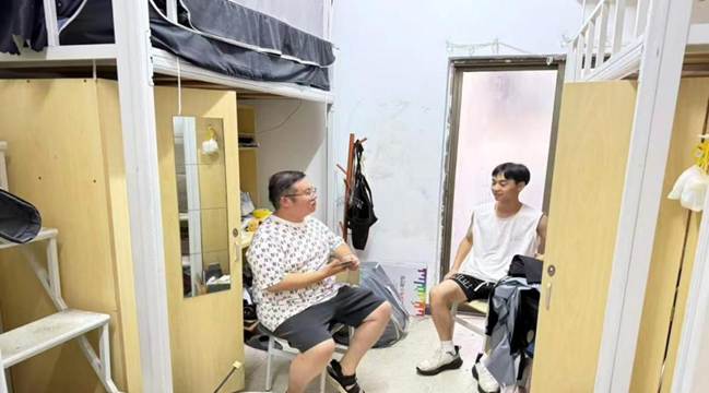 c989a2f0ba8abb2a0ec55dd38c979b1